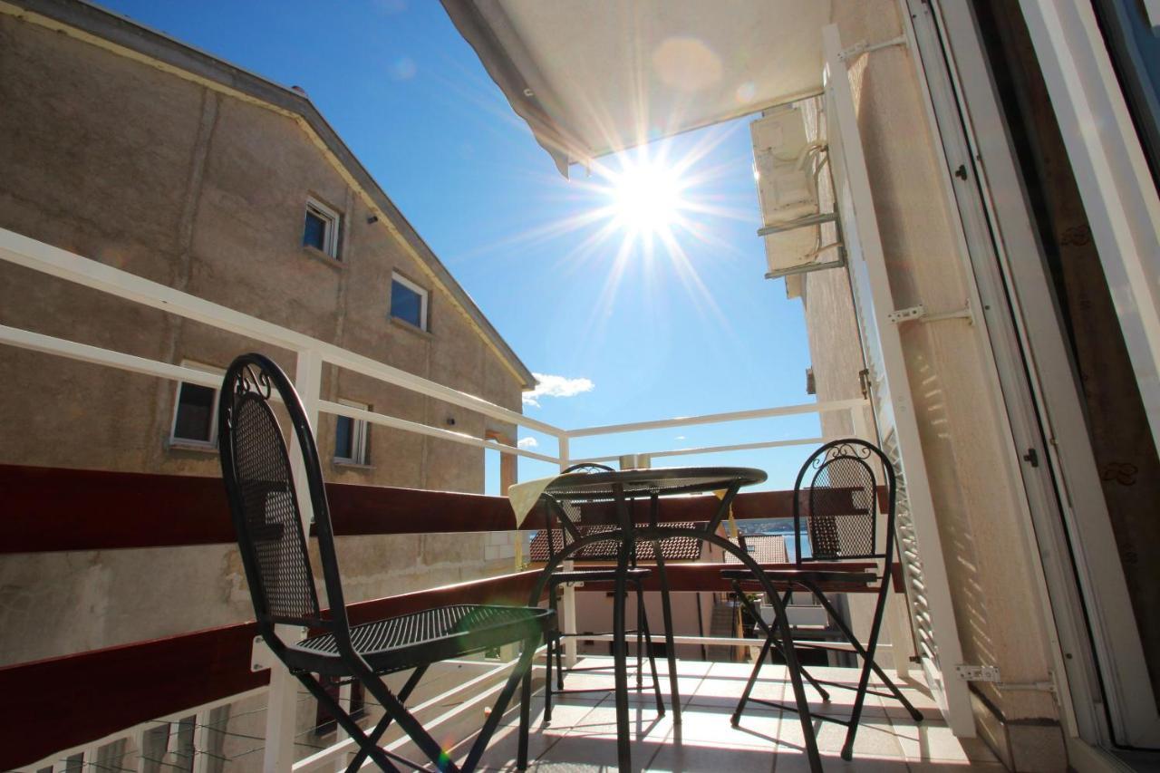 App Blazekovic Apartment Crikvenica Exterior foto